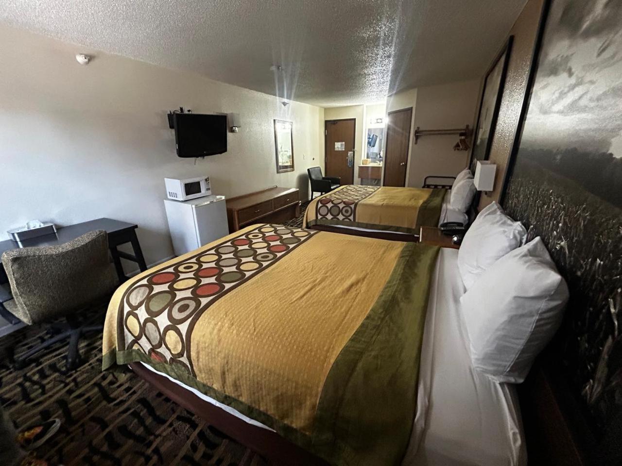 Oyo West Point Inn エクステリア 写真